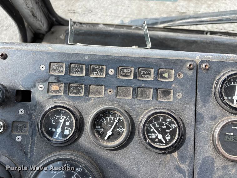 image for item YA2490 2008 Kalmar Ottawa yard truck