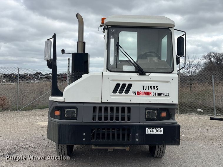 image for item YA2506 2016 Kalmar Ottawa yard truck