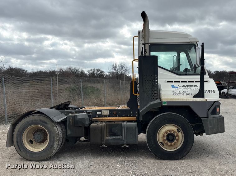 image for item YA2506 2016 Kalmar Ottawa yard truck