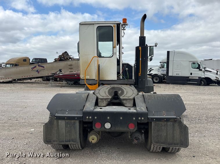 image for item YA2506 2016 Kalmar Ottawa yard truck