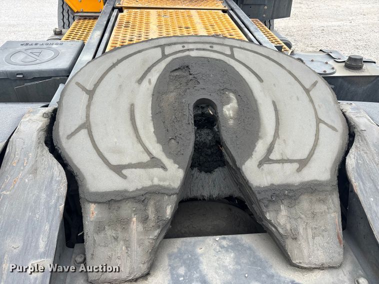 image for item YA2506 2016 Kalmar Ottawa yard truck