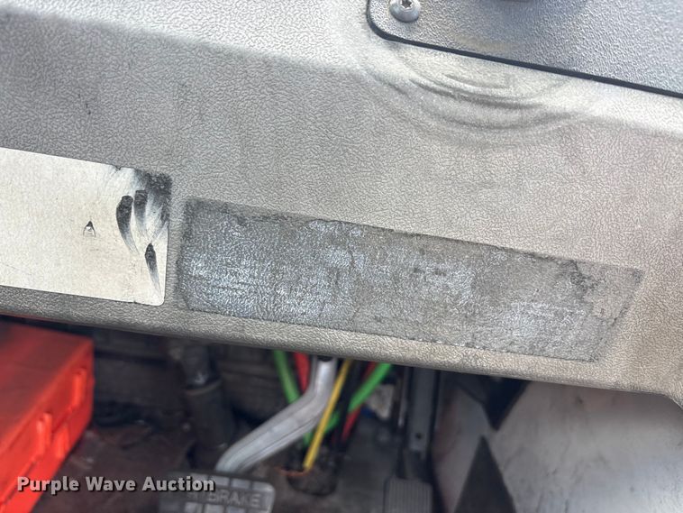 image for item YA2506 2016 Kalmar Ottawa yard truck