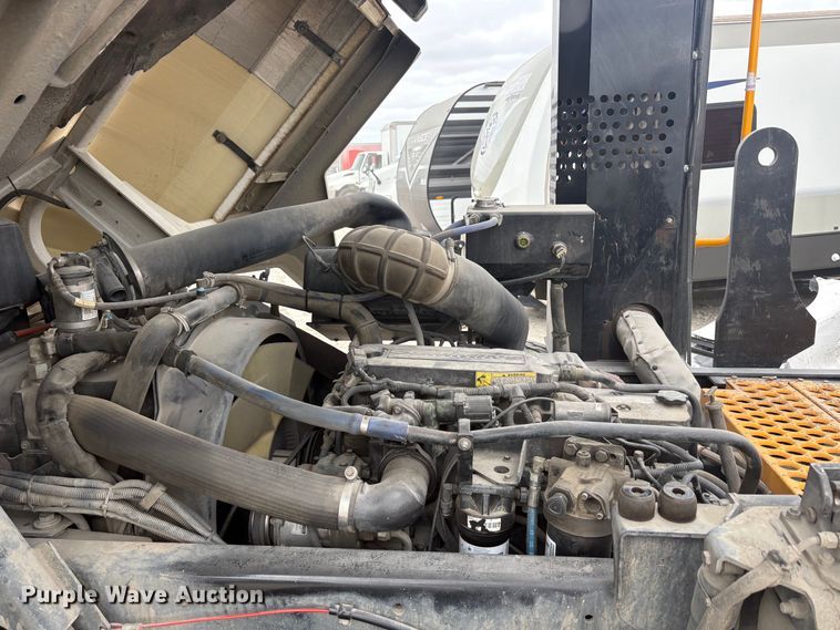 image for item YA2506 2016 Kalmar Ottawa yard truck