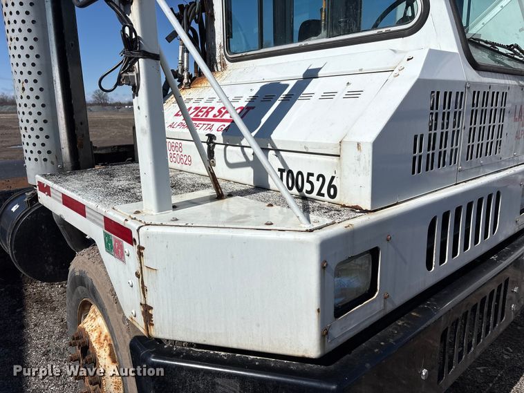image for item YA2507 2005 Kalmar Ottawa yard truck