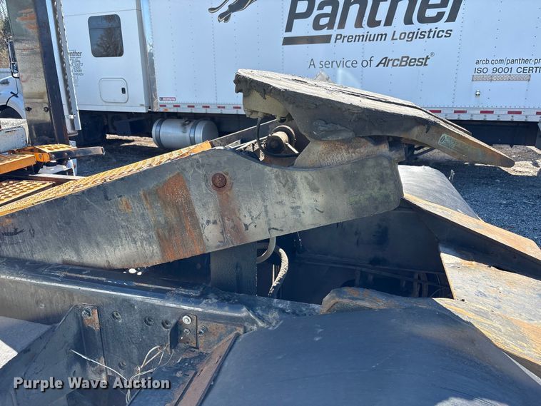 image for item YA2507 2005 Kalmar Ottawa yard truck