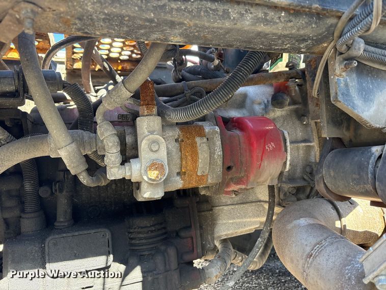 image for item YA2507 2005 Kalmar Ottawa yard truck