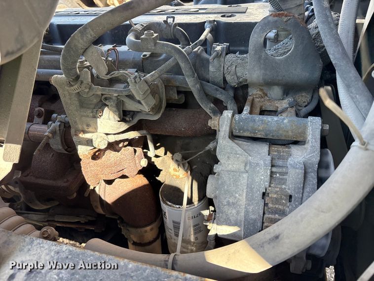 image for item YA2507 2005 Kalmar Ottawa yard truck