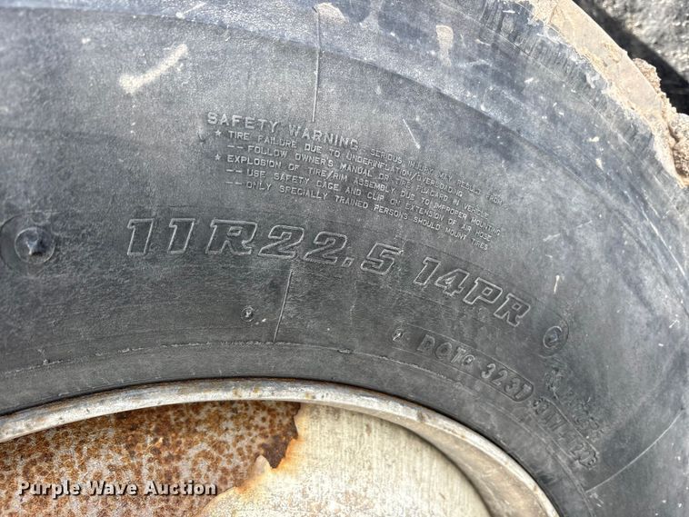 image for item YA2507 2005 Kalmar Ottawa yard truck