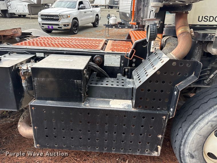 image for item YA2528 2018 Tico  yard truck