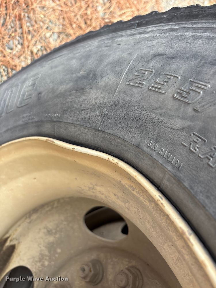 image for item YA2528 2018 Tico  yard truck