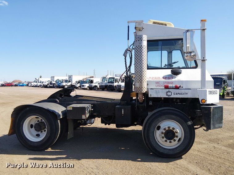 image for item YA2530 2015 Capacity TJ5000 yard truck