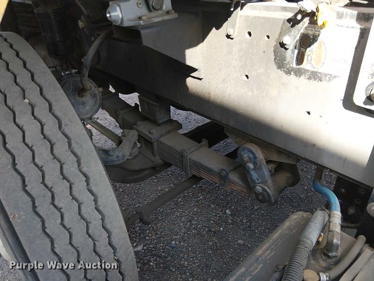 image for item YA2530 2015 Capacity TJ5000 yard truck