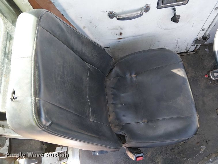 image for item YA2530 2015 Capacity TJ5000 yard truck