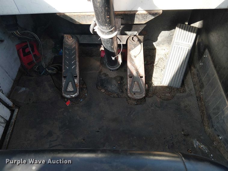 image for item YA2530 2015 Capacity TJ5000 yard truck