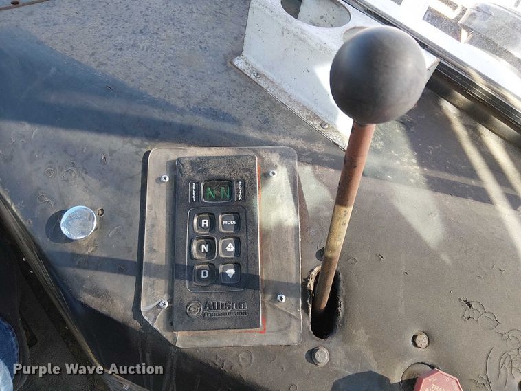 image for item YA2530 2015 Capacity TJ5000 yard truck