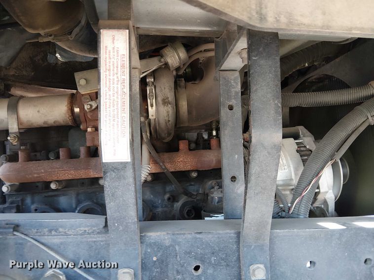 image for item YA2530 2015 Capacity TJ5000 yard truck