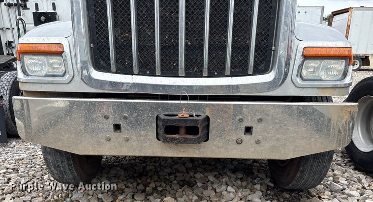 image for item YA2542 2020 International HX520 semi truck