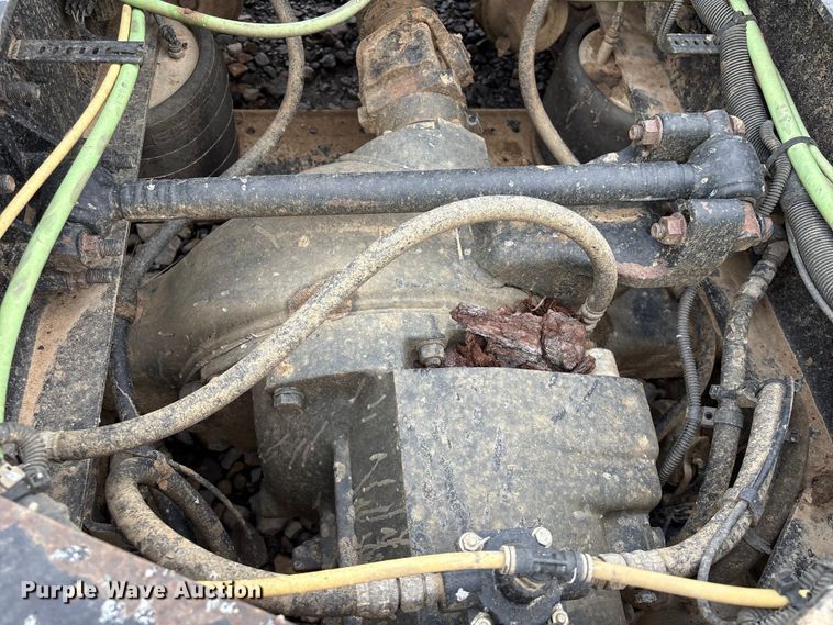 image for item YA2542 2020 International HX520 semi truck