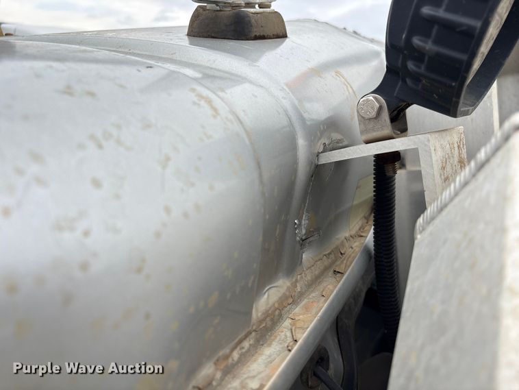 image for item YA2542 2020 International HX520 semi truck