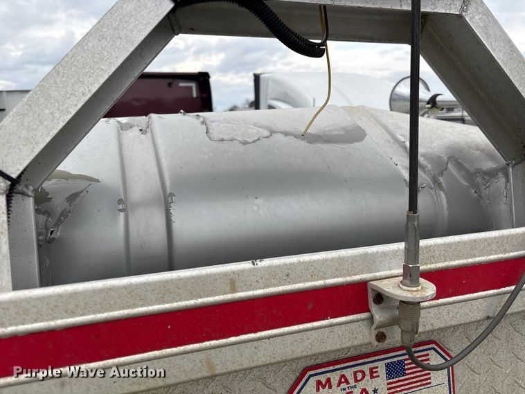 image for item YA2542 2020 International HX520 semi truck