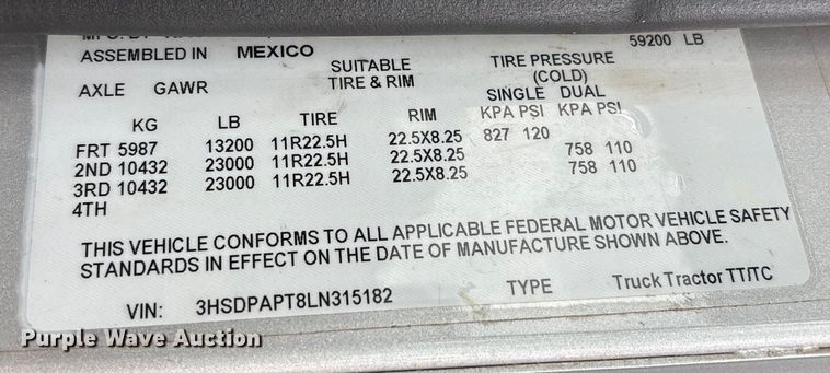 image for item YA2542 2020 International HX520 semi truck