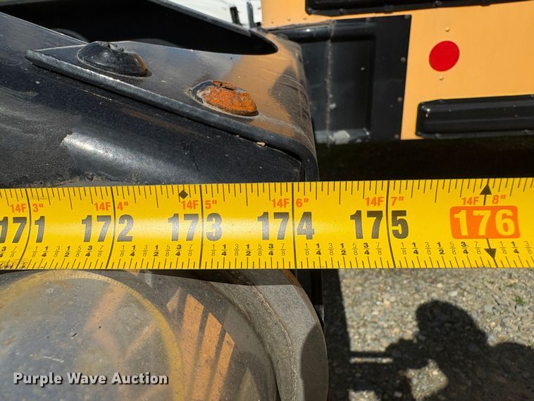 image for item YA2553 2023 Peterbilt 389 semi truck