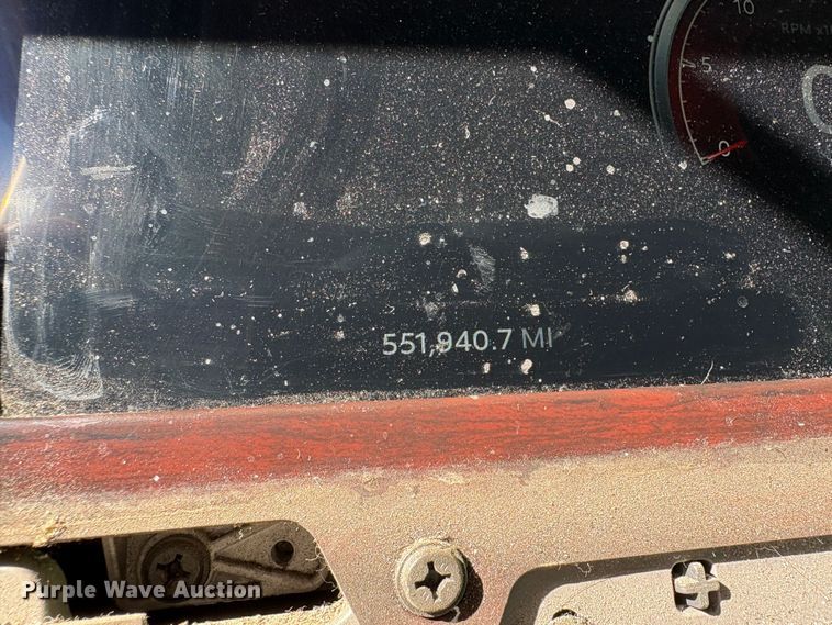 image for item YA2553 2023 Peterbilt 389 semi truck