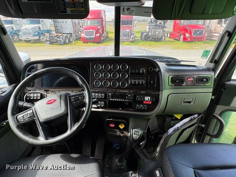 image for item YA2553 2023 Peterbilt 389 semi truck