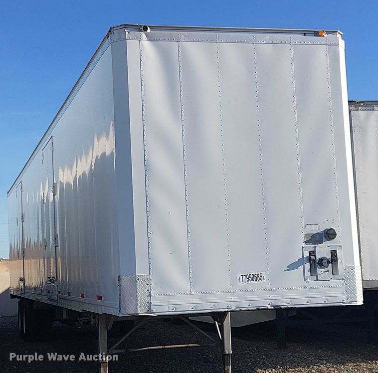image for item YA2554 2000 Kentucky dry van trailer