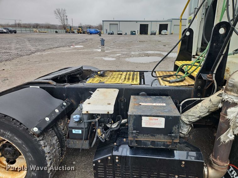 image for item YA2644 2016 Autocar Industries XSpotter yard truck