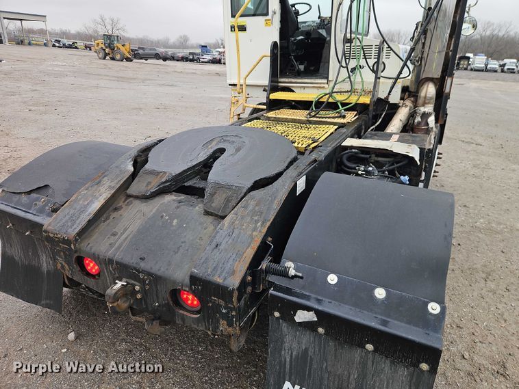 image for item YA2644 2016 Autocar Industries XSpotter yard truck