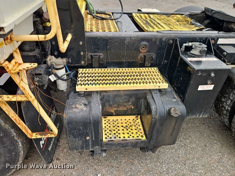 image for item YA2644 2016 Autocar Industries XSpotter yard truck