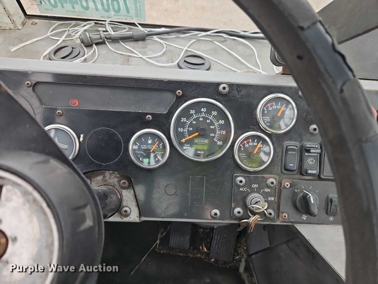 image for item YA2644 2016 Autocar Industries XSpotter yard truck