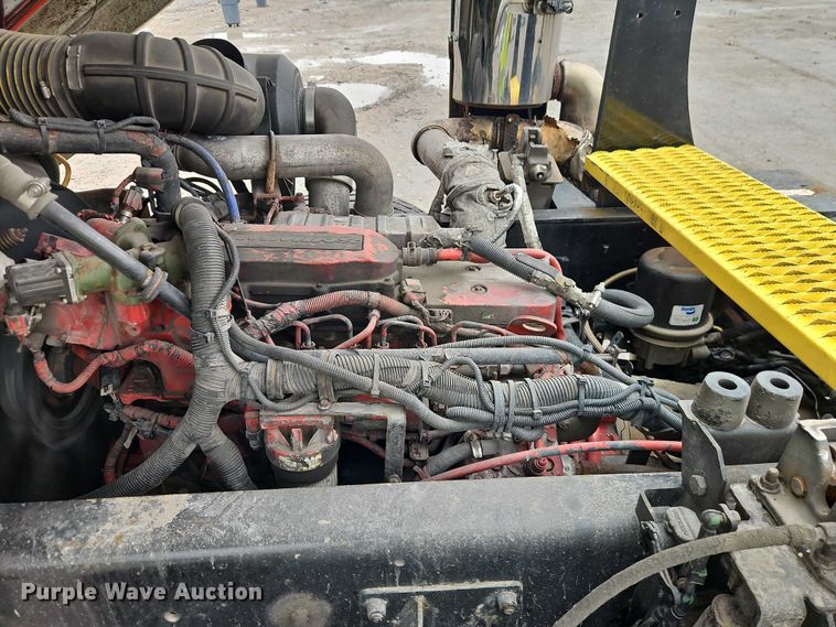 image for item YA2644 2016 Autocar Industries XSpotter yard truck