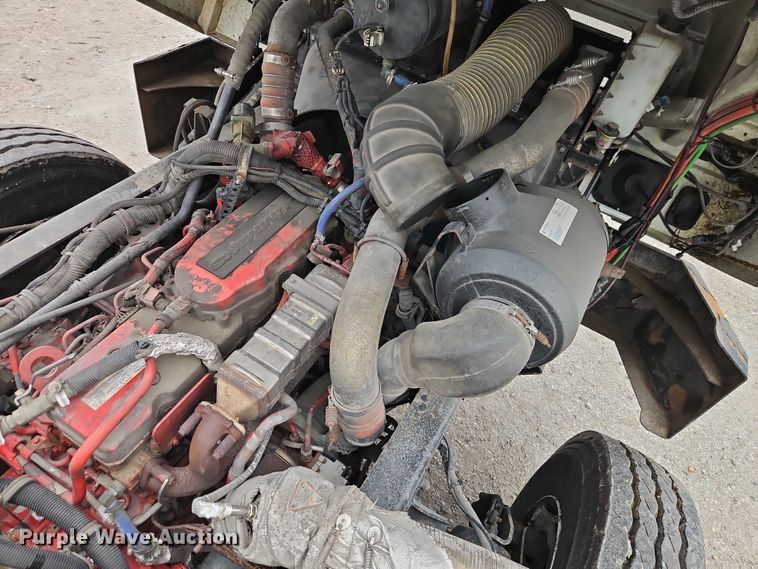 image for item YA2644 2016 Autocar Industries XSpotter yard truck