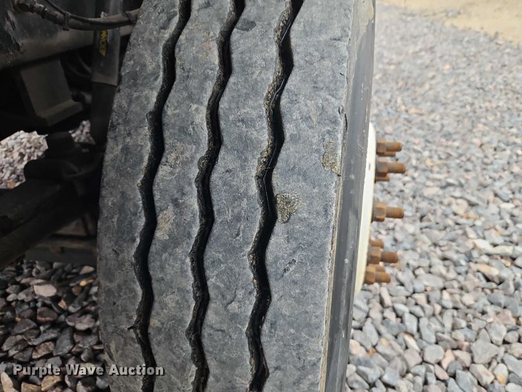 image for item YA2644 2016 Autocar Industries XSpotter yard truck