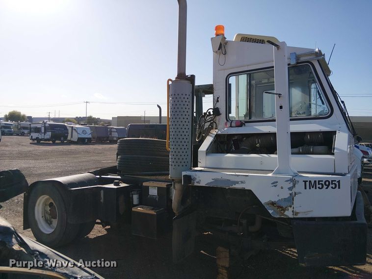 image for item YA2666 2011 Kalmar Ottawa yard truck