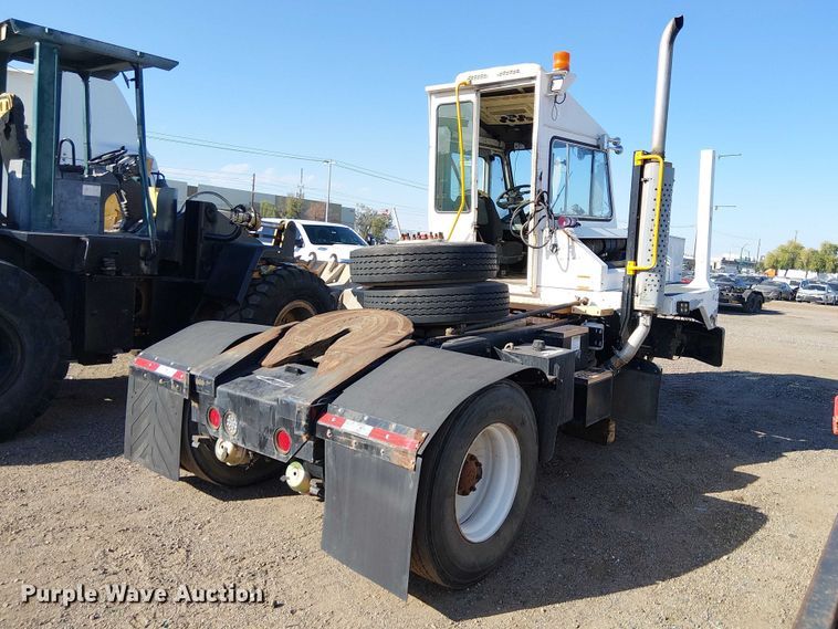 image for item YA2666 2011 Kalmar Ottawa yard truck