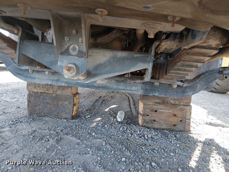 image for item YA2666 2011 Kalmar Ottawa yard truck