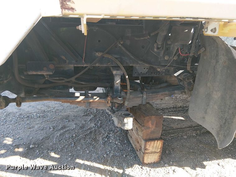 image for item YA2666 2011 Kalmar Ottawa yard truck