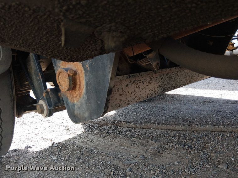 image for item YA2666 2011 Kalmar Ottawa yard truck