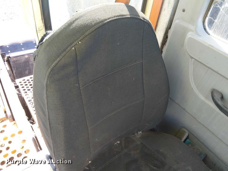 image for item YA2666 2011 Kalmar Ottawa yard truck