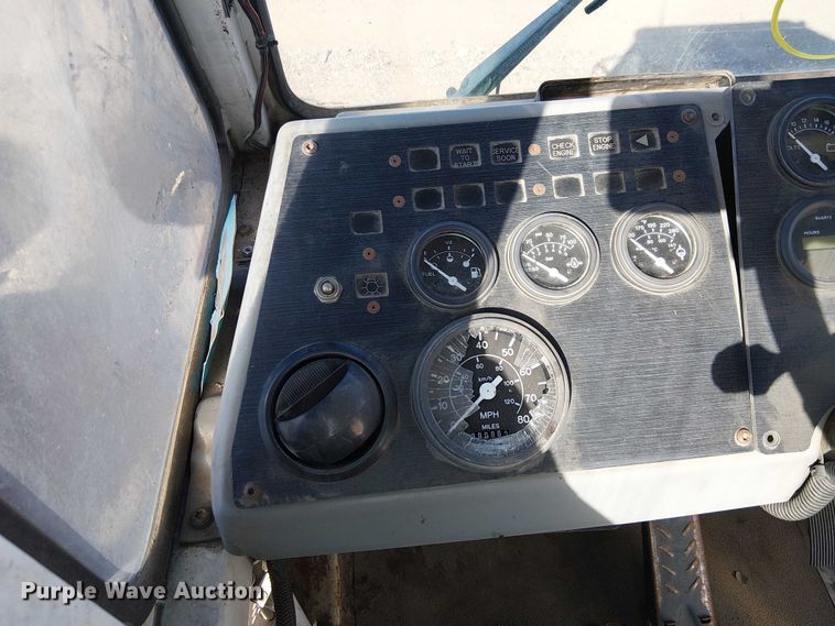 image for item YA2666 2011 Kalmar Ottawa yard truck