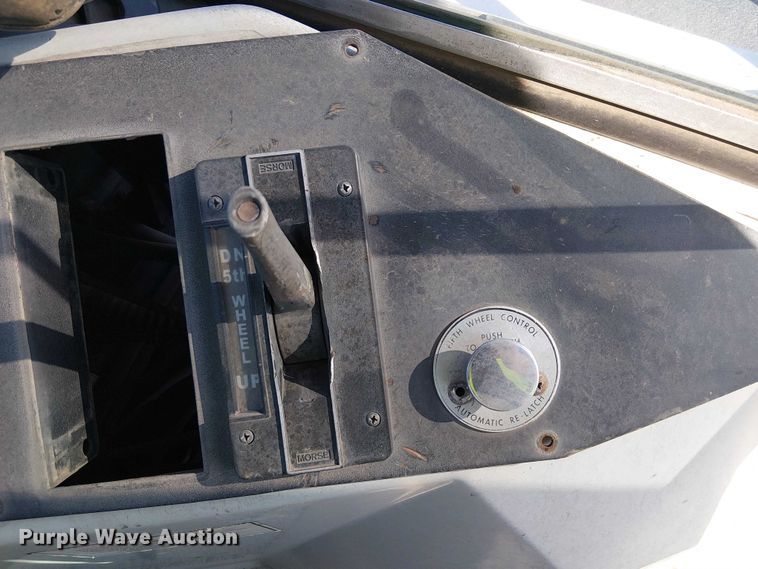 image for item YA2666 2011 Kalmar Ottawa yard truck