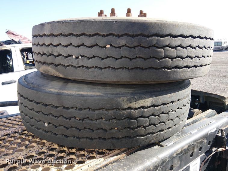 image for item YA2666 2011 Kalmar Ottawa yard truck