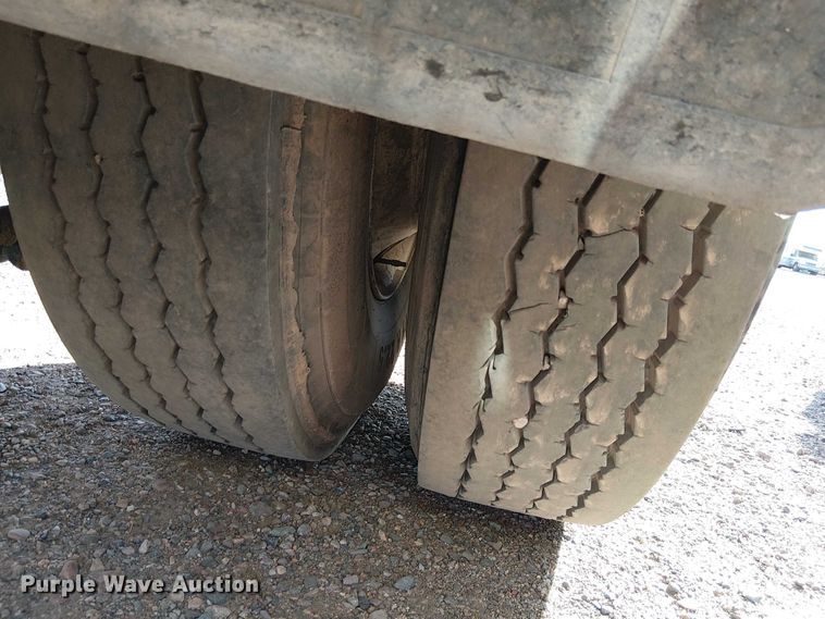 image for item YA2666 2011 Kalmar Ottawa yard truck