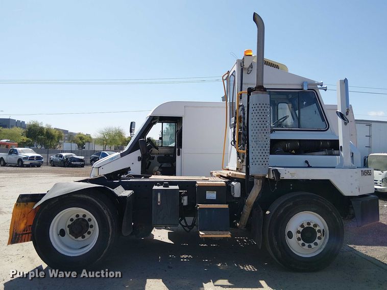 image for item YA2670 2011 Kalmar Ottawa yard truck