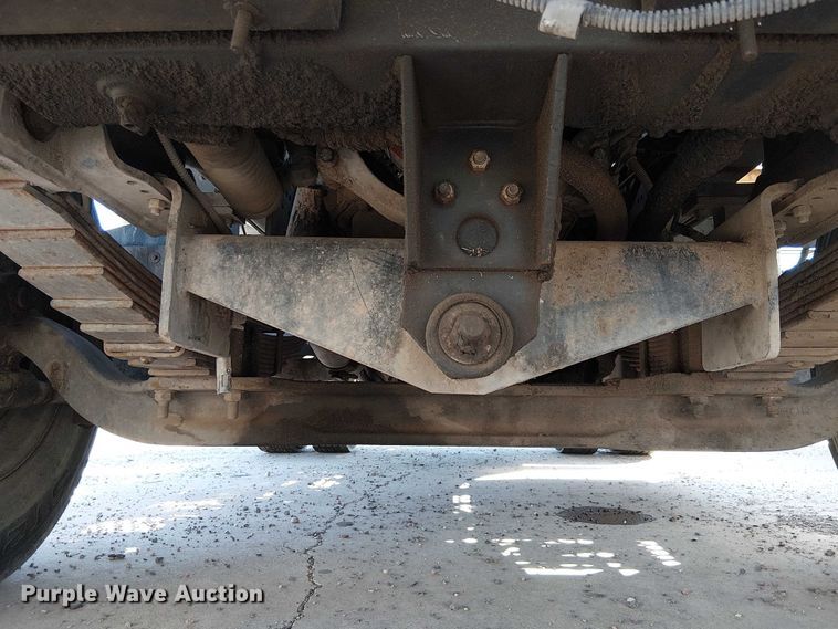 image for item YA2670 2011 Kalmar Ottawa yard truck