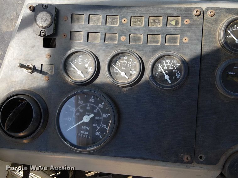 image for item YA2670 2011 Kalmar Ottawa yard truck