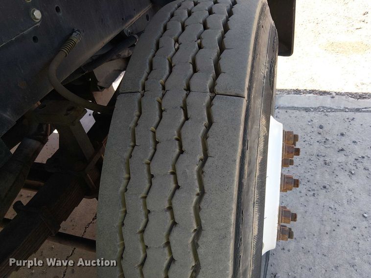 image for item YA2670 2011 Kalmar Ottawa yard truck